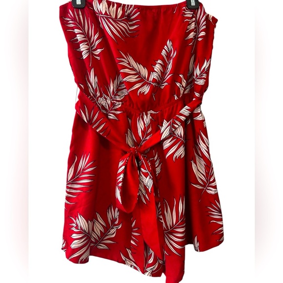 Red Tropical Print Women's Shorts Romper, Med/Large, NWOT - Picture 1 of 3